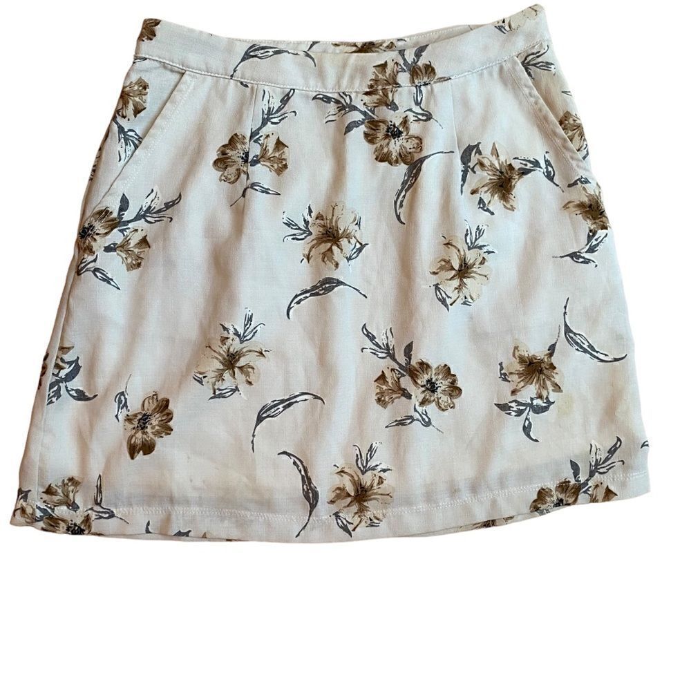 Sadie & Sage Floral Mini Skirt Size Small NWOT